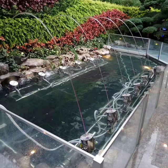 Light Beam Water Fountain